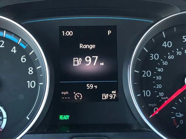 2017 Volkswagen e-Golf SE