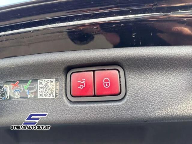 2025 Mercedes-Benz C-CLASS C 300 C 300