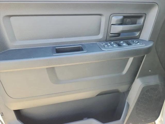 2026 Ram 3500 Tradesman Crew Cab 4x4 8' Box
