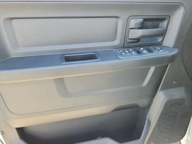 2026 Ram 3500 Tradesman Crew Cab 4x4 8 Box