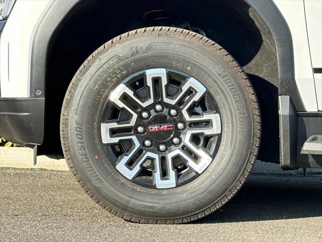 2026 GMC Sierra Standard Range Elevation