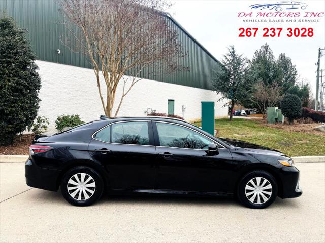 2022 Toyota Camry LE Hybrid