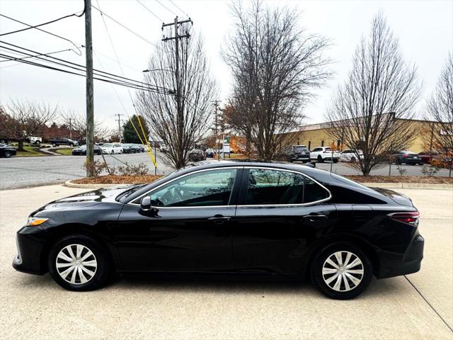 2022 Toyota Camry LE Hybrid