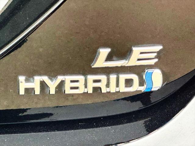 2022 Toyota Camry LE Hybrid