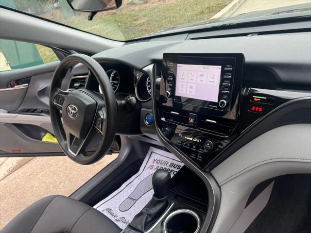 2022 Toyota Camry LE Hybrid