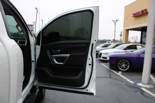 2017 Nissan Titan XD SV