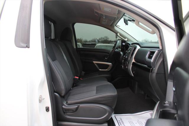 2017 Nissan Titan XD SV