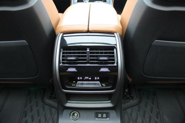2020 BMW X7 M50i