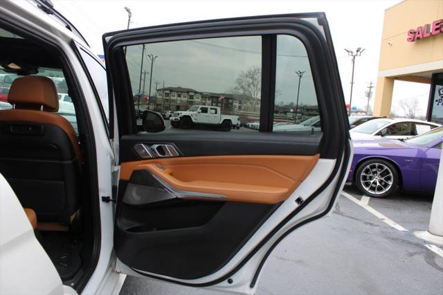 2020 BMW X7 M50i
