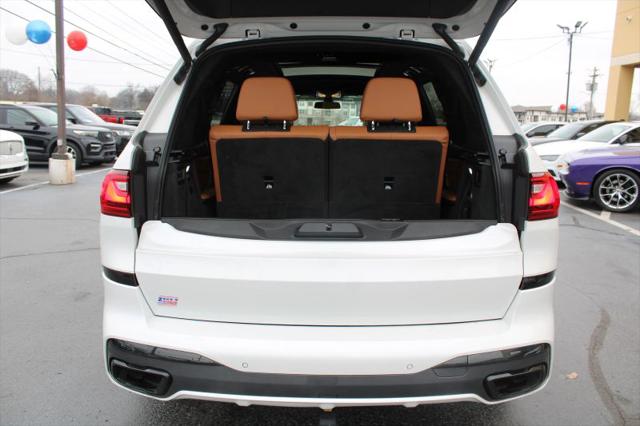 2020 BMW X7 M50i