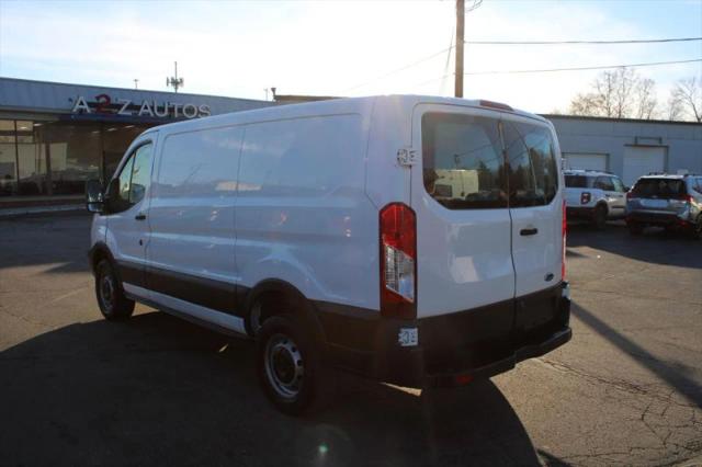 2016 Ford Transit w/60/40 Side Door w/RWB