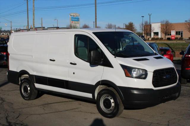 2016 Ford Transit w/60/40 Side Door w/RWB