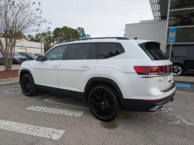 2026 Volkswagen Atlas SE with Technology