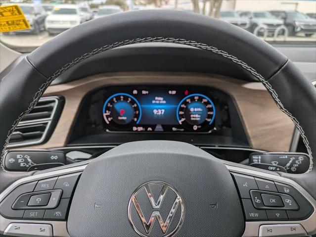 2026 Volkswagen Atlas SE with Technology