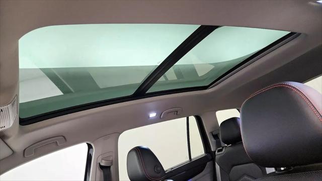 2024 Volkswagen Atlas 2.0T Peak Edition SE w/Technology