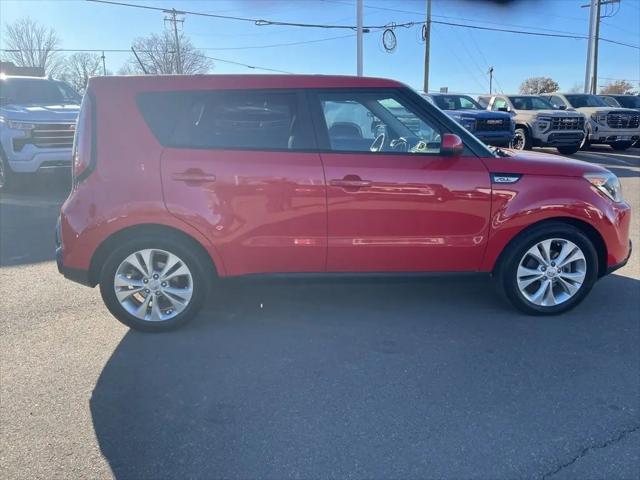 2016 Kia Soul +
