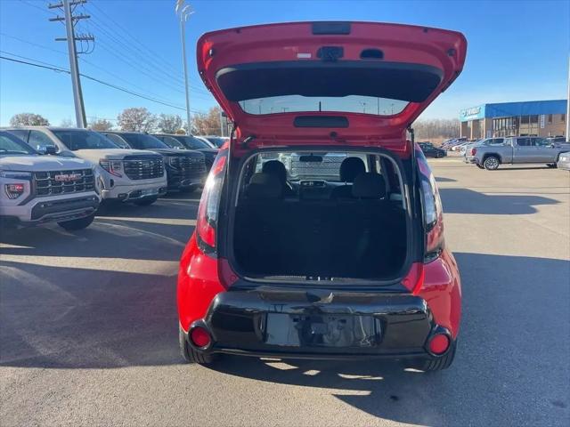2016 Kia Soul +
