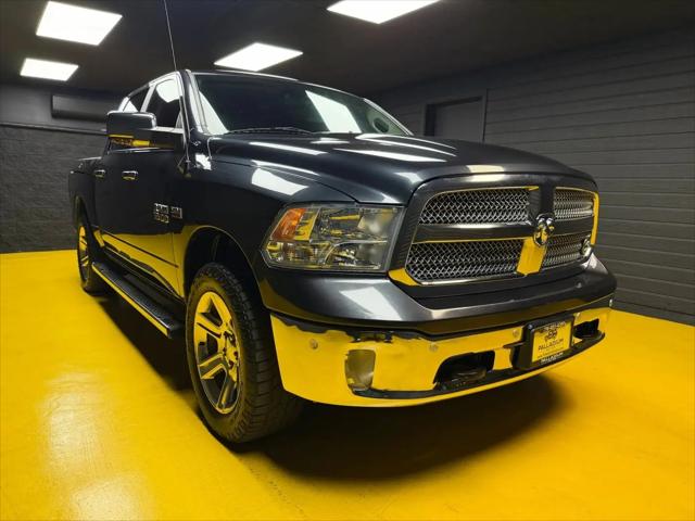 2018 Ram 1500 Lone Star Silver Crew Cab 4x2 5'7" Box