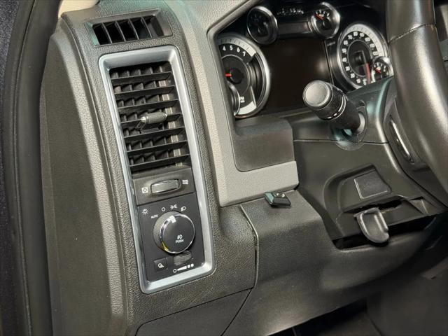 2018 Ram 1500 Lone Star Silver Crew Cab 4x2 5'7" Box