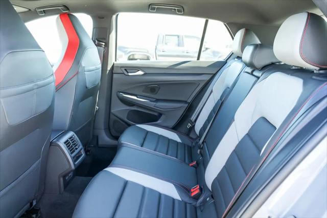 2026 Volkswagen Golf GTI SE