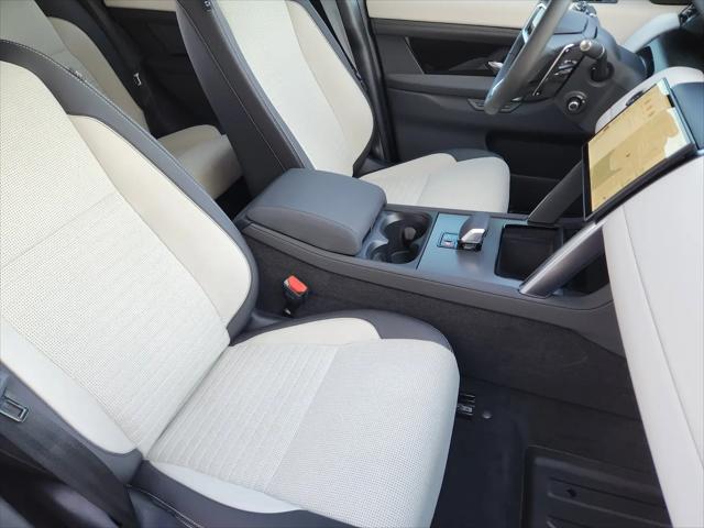 2025 Land Rover Discovery Sport S