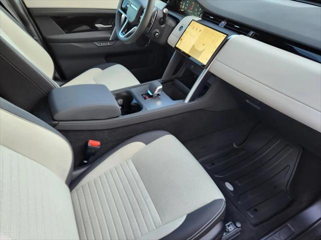 2025 Land Rover Discovery Sport S