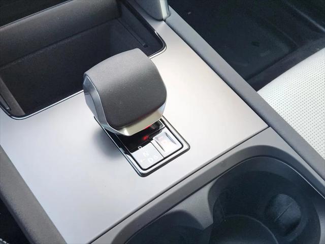 2025 Land Rover Discovery Sport S