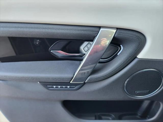 2025 Land Rover Discovery Sport S