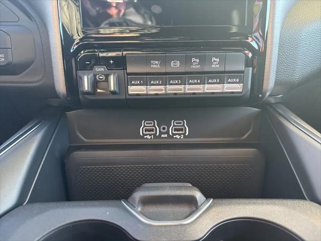 2026 Ram 3500 Big Horn Crew Cab 4x4 8' Box
