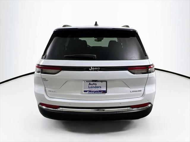 2023 Jeep Grand Cherokee Laredo 4x4
