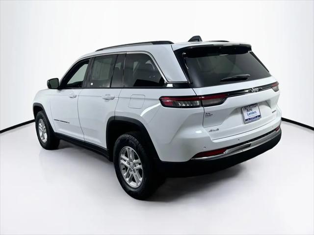 2023 Jeep Grand Cherokee Laredo 4x4