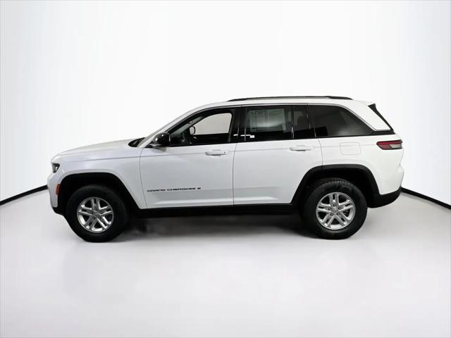 2023 Jeep Grand Cherokee Laredo 4x4