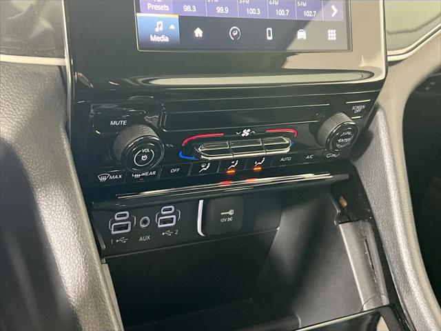 2023 Jeep Grand Cherokee Laredo 4x4