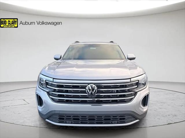 2026 Volkswagen Atlas SE with Technology