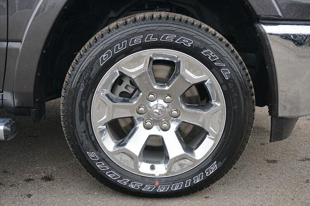 2026 Ram 1500 Lone Star Crew Cab 4x4 5'7" Box