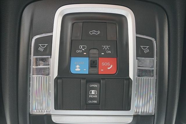 2026 Ram 1500 Lone Star Crew Cab 4x4 5'7" Box