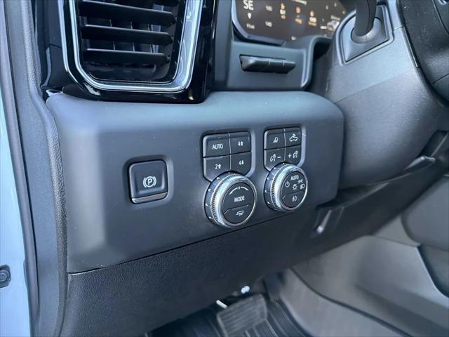 2026 GMC Sierra 3500HD Crew Cab, Long Bed, Denali Ultimate Dual Rear Wheel, 4WD
