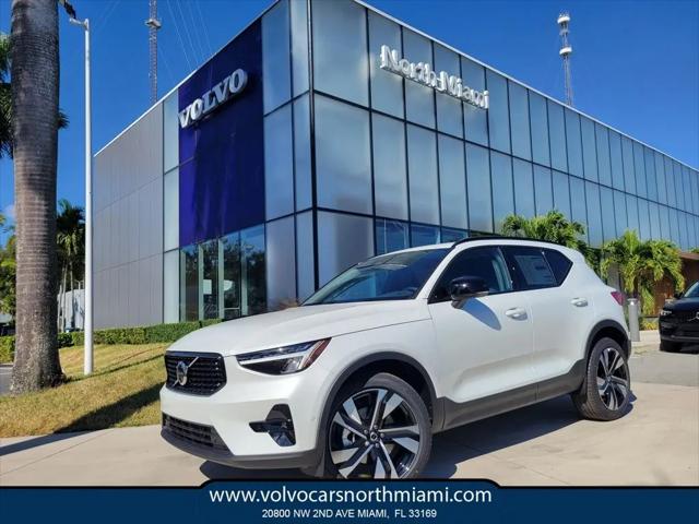 2026 Volvo XC40 Plus, B5 AWD Gas (mild hybrid), Dark for sale in Miami, FL