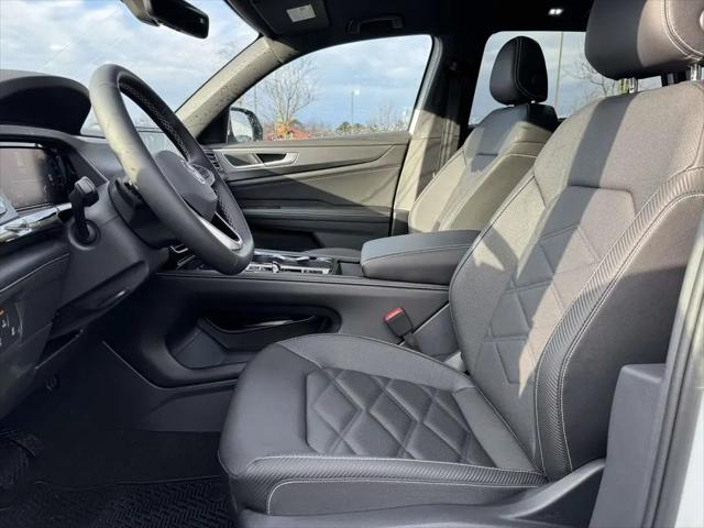2026 Volkswagen Atlas Cross Sport SE with Technology