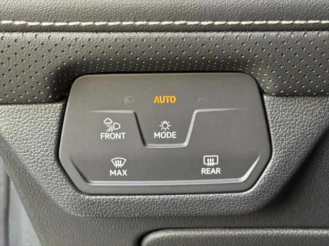 2026 Volkswagen Atlas Cross Sport SE with Technology
