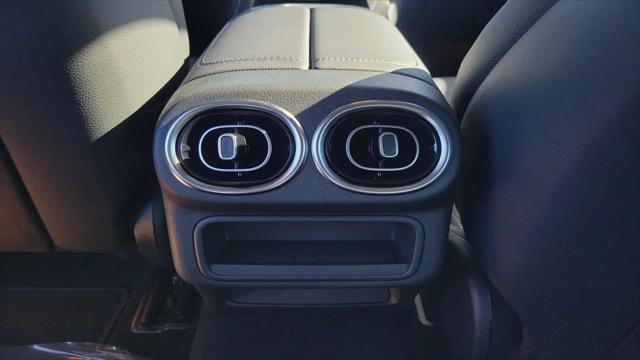 2026 Mercedes-Benz GLC 4MATIC
