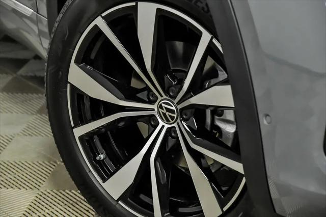 2026 Volkswagen Atlas Cross Sport SEL Premium R-Line