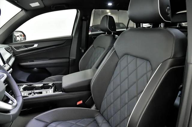 2026 Volkswagen Atlas Cross Sport SEL Premium R-Line