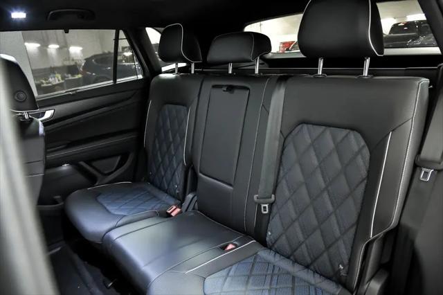 2026 Volkswagen Atlas Cross Sport SEL Premium R-Line