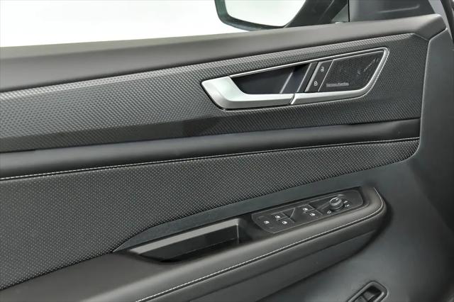 2026 Volkswagen Atlas Cross Sport SEL Premium R-Line