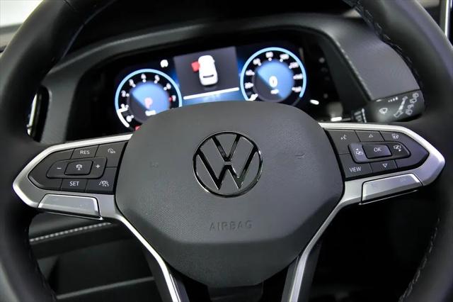2026 Volkswagen Atlas Cross Sport SEL Premium R-Line