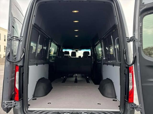 2026 Mercedes-Benz Sprinter 2500 Standard Roof 4-Cyl Diesel HO