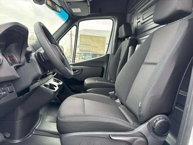 2026 Mercedes-Benz Sprinter 2500 High Roof 4-Cyl Diesel HO