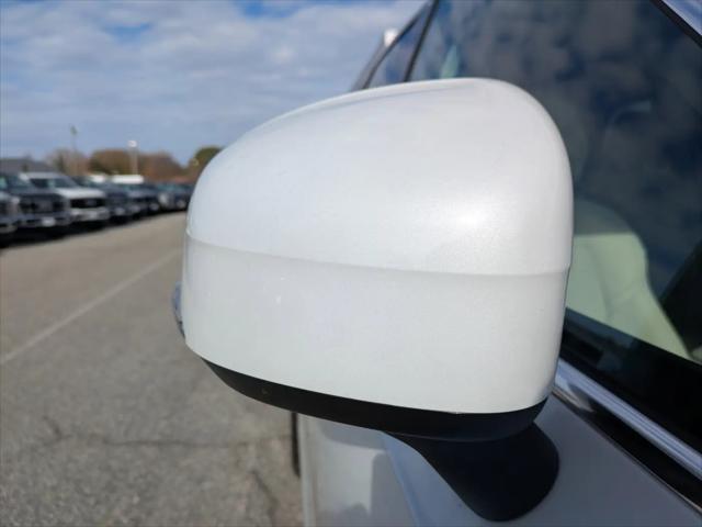 2026 Volvo XC90 Ultra, B6 AWD Gas (mild hybrid), Gasoline, Bright, 7 Seats