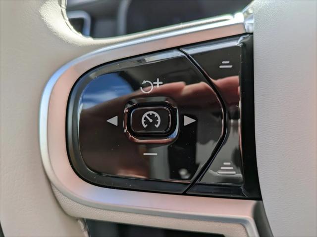 2026 Volvo XC90 Ultra, B6 AWD Gas (mild hybrid), Gasoline, Bright, 7 Seats